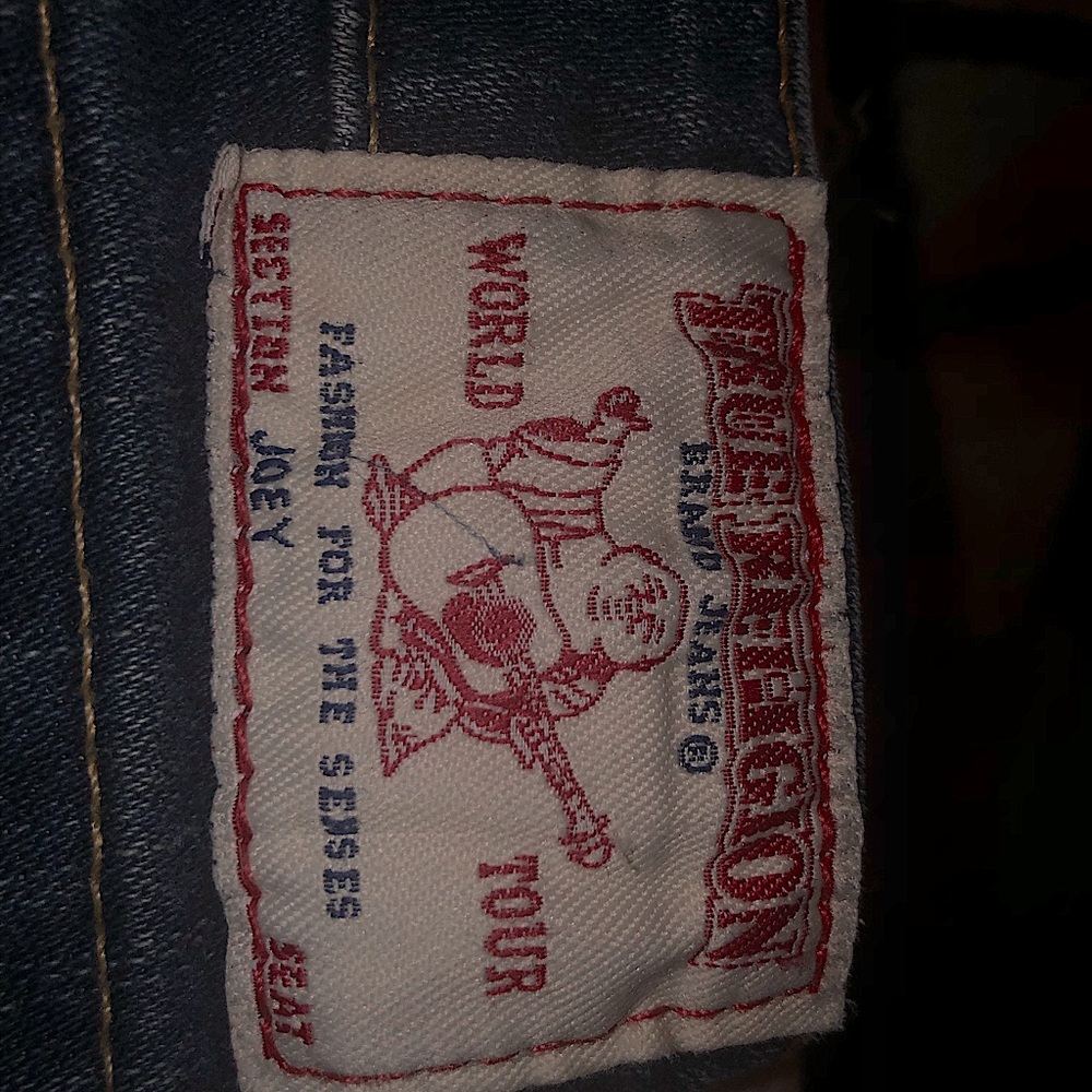 True Relegion size 29 Joey style. Hemmed at 30” seam. Bootleg